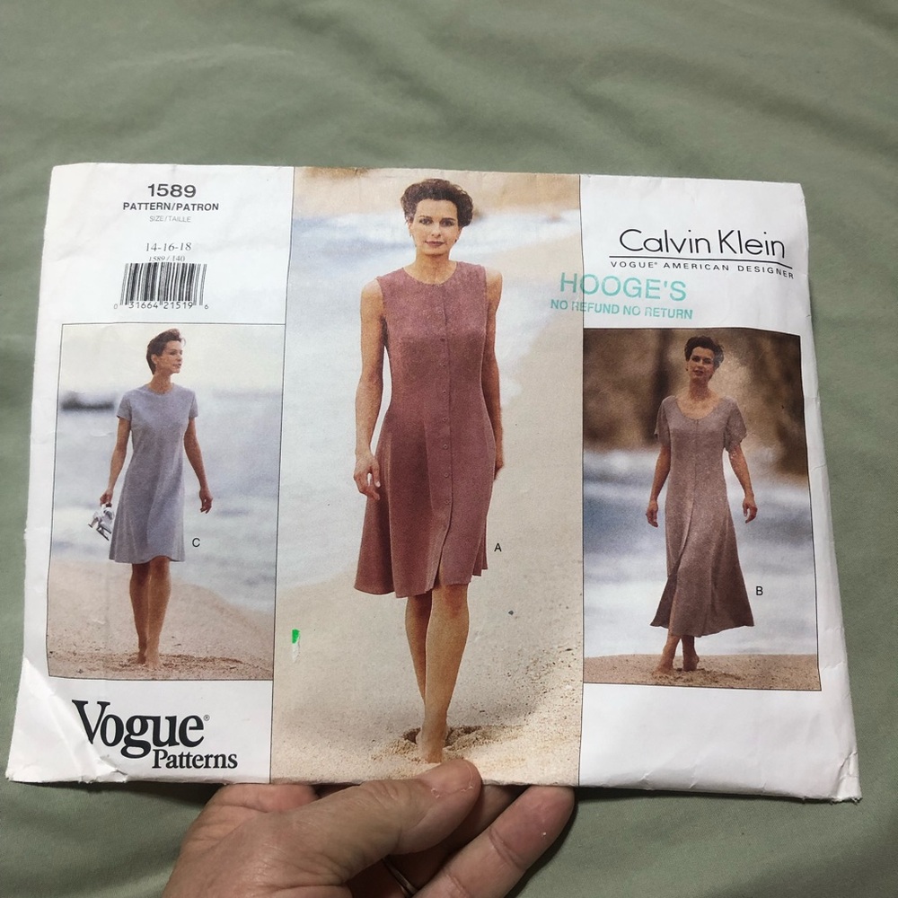 Calvin Klein American designer - Vogue 1589 size 14-16-18 dress pattern- uncut